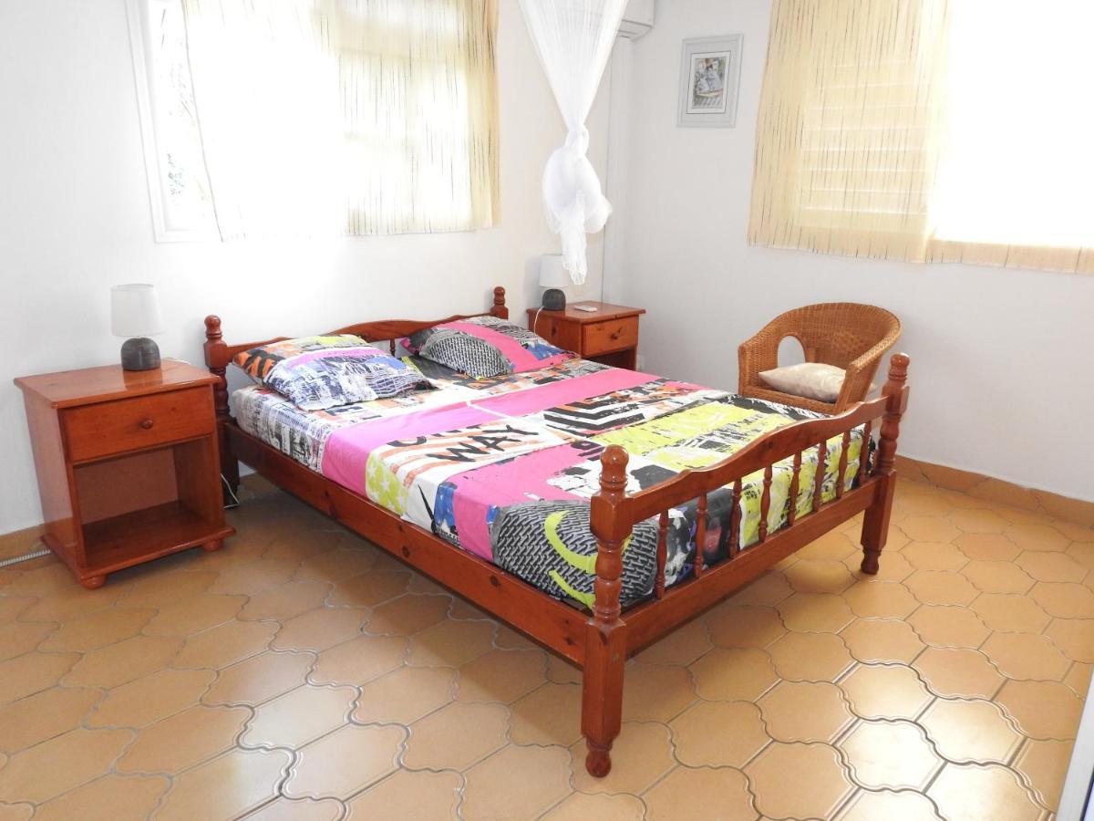 Villa Nanou , Villa De Plein Pied Avec Joli Jardin Bouillante Eksteriør billede
